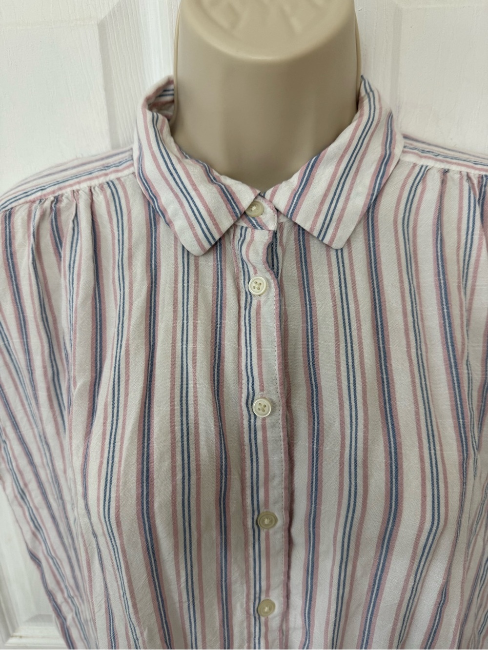 LOFT Striped Button Front Cap Sleeve Collared Rayon Blouse Pink Blue S - Picture 5 of 10